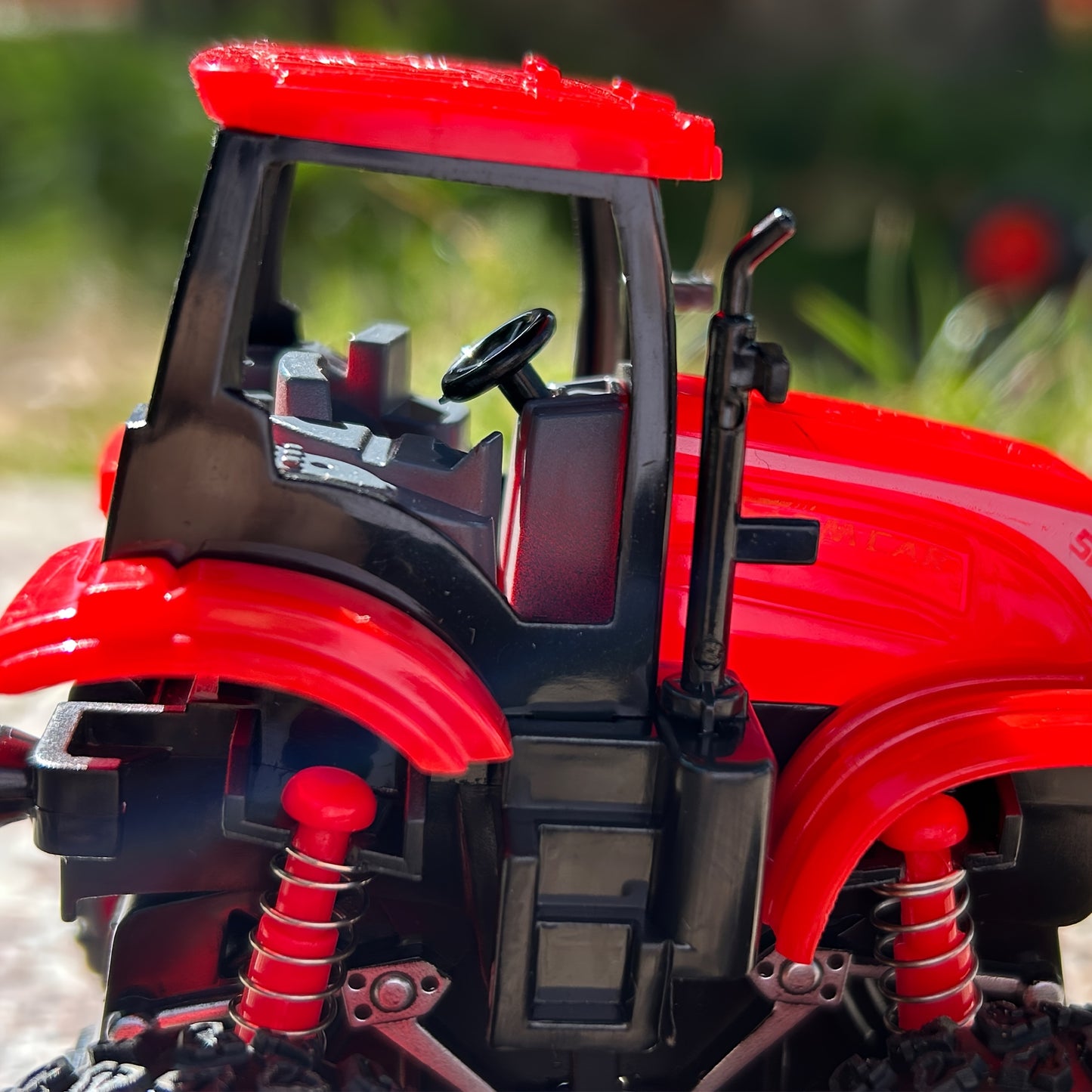 Farmer Stunt Car - Inertia Four-Wheel Drive with Shock Absorbers & Thickened Tires - 360° Rotation, Off-Road Sliding Toy Car - Ideal Halloween Gift