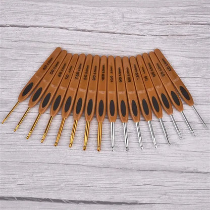 8Pcs Mix Size Plastic Handle Crochet Hooks - 2.5mm-6mm Knitting Needles for Yarn Craft, Knit Weave Tools, Xmas Gift