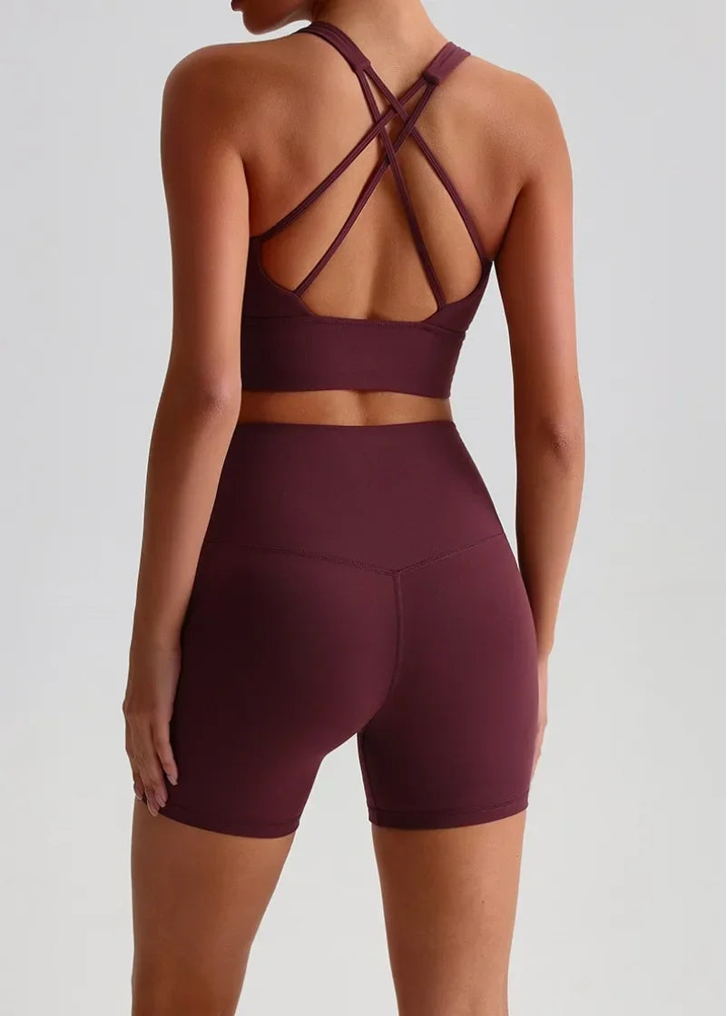 Women's Seamless Yoga Set — Quick-Dry Backless Bra & Booty-Lifting Shorts for Running, Gym & Fitness Workouts