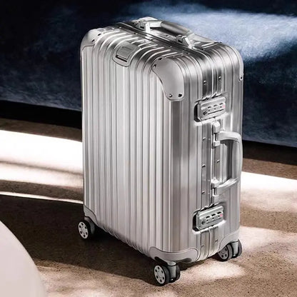 Aluminum Metal Luggage Carry-On Travel Bags - 20/22/28/30 Inch Trolley Suitcase with Cabin Size and Password Lock