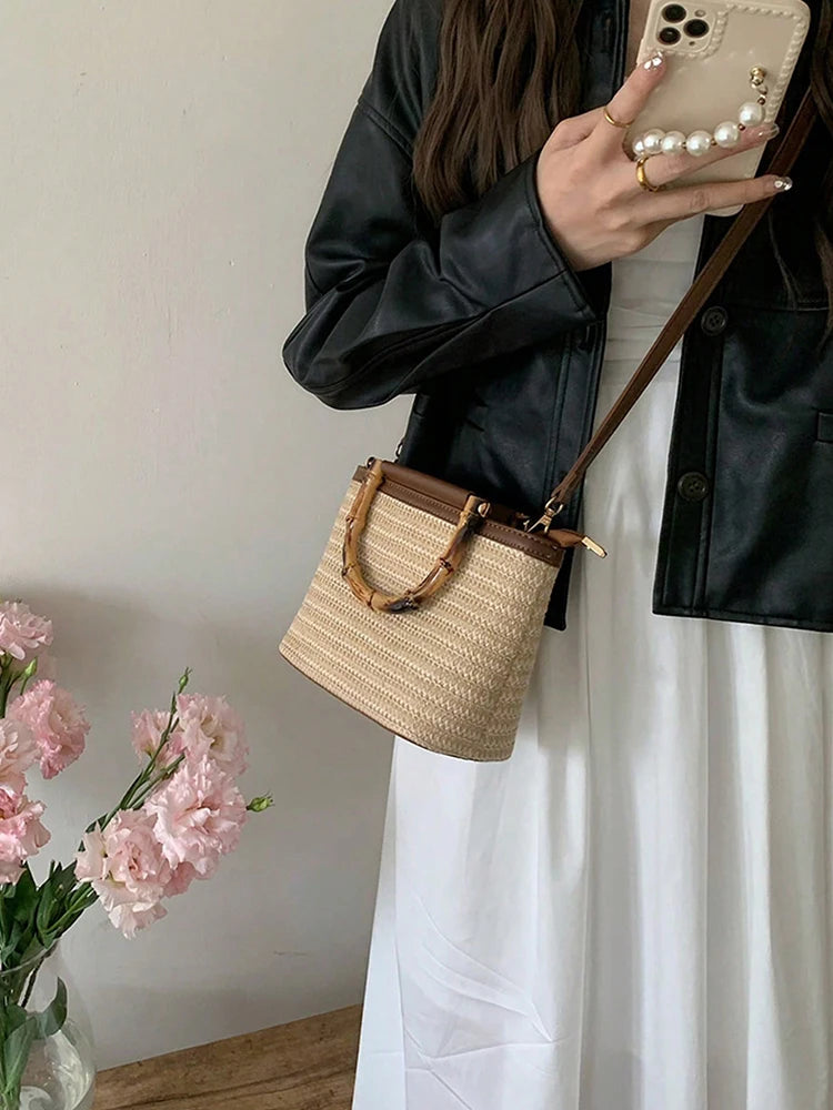 2025 Women’s Summer Woven Bag – Fashion Crossbody & Bucket Shoulder Bag for Casual, Beach, and Daily Use