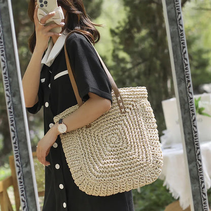 Handmade Woven Straw Beach Bag – Large Capacity Women’s Raffia Shoulder Tote for Summer Travel