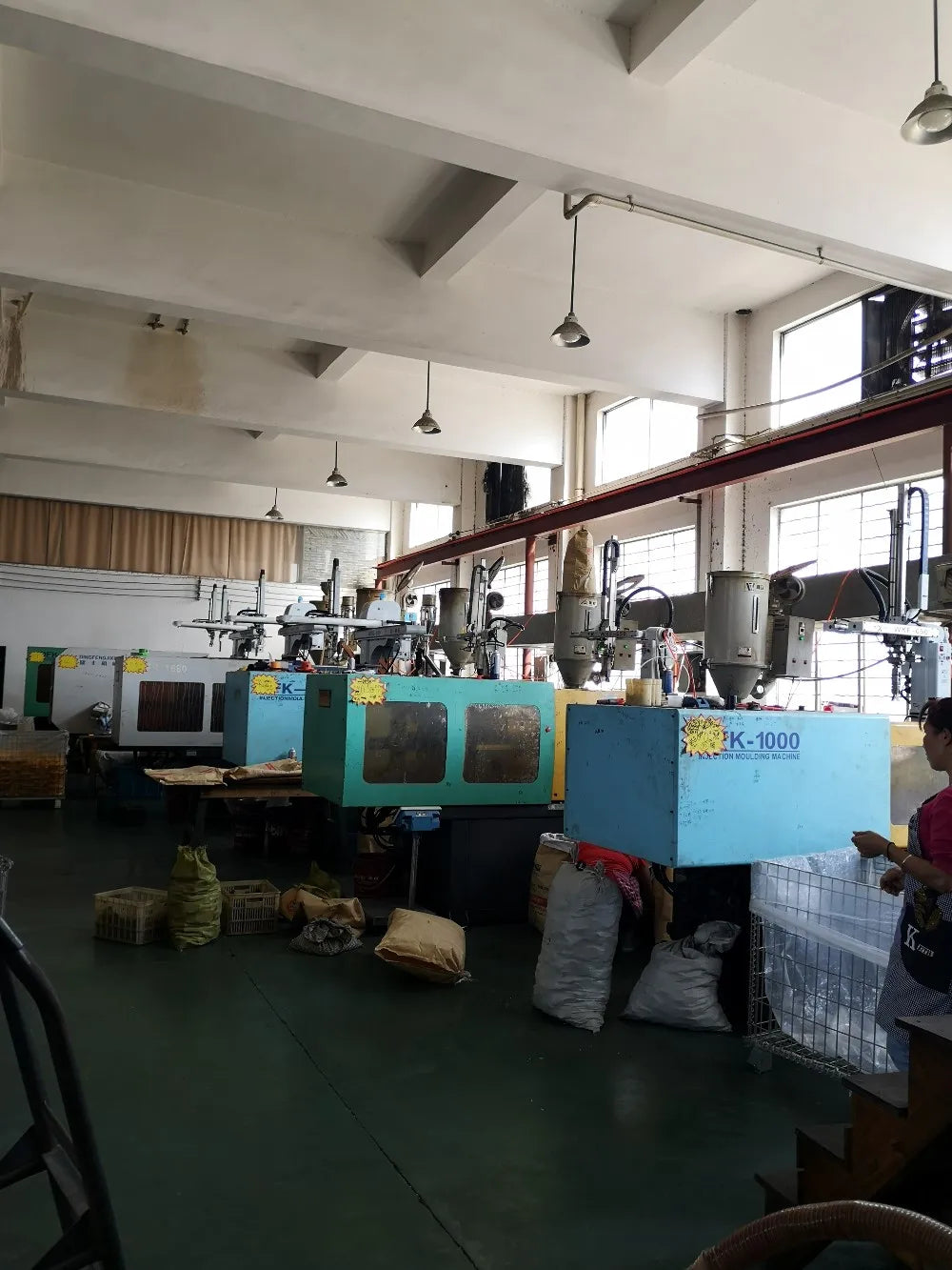 3D & 4D Vibrating Fat Shake Machine — Professional Body Shaper & Massage Fitness Trainer