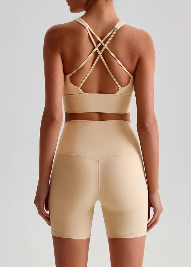 Women's Seamless Yoga Set — Quick-Dry Backless Bra & Booty-Lifting Shorts for Running, Gym & Fitness Workouts