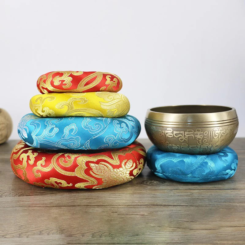 Yoga Tibetan Singing Bowl Mat - Himalayan Hand-Hammered Chakra Meditation and Buddhist Home Decoration - Random Color