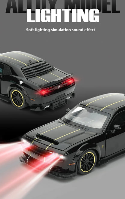 1:32 Dodge Challenger SRT Hellcat Redeye Diecast Model – V8 Alloy Metal American Muscle Sports Car Collectible