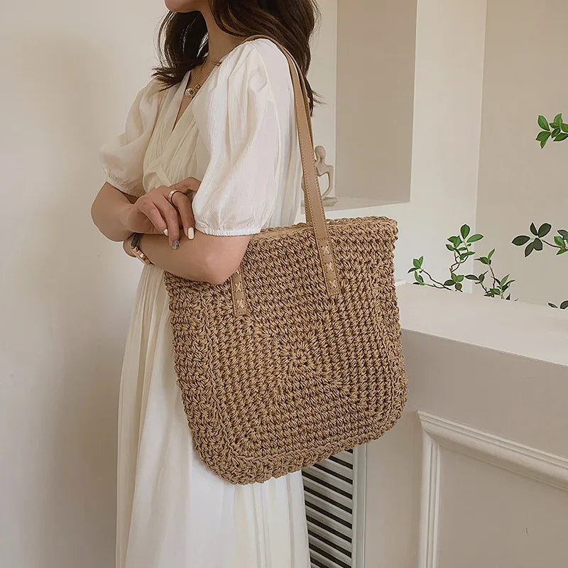 Handmade Woven Straw Beach Bag – Large Capacity Women’s Raffia Shoulder Tote for Summer Travel