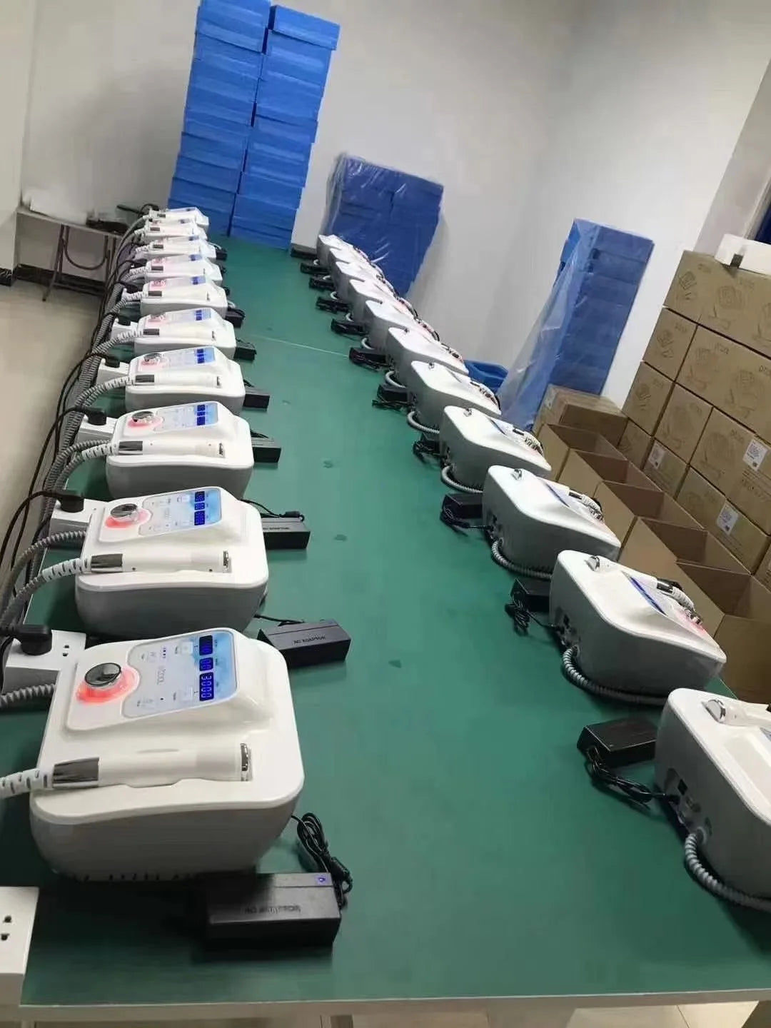 2024 NEW Dcool Portable Cool + Hot + EMS Facial Electroporation Machine – Skin Tightening, Anti-Puffiness Beauty Device