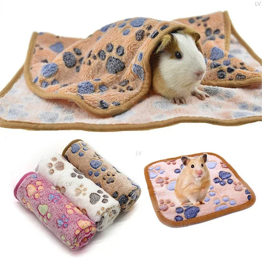 Soft Sleep Mat for Small Pets – Plush Bed Blanket for Hamsters, Puppies, Kittens, Rabbits & Guinea Pigs