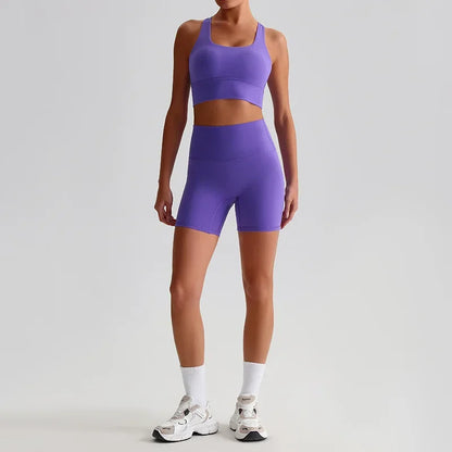 Women's Seamless Yoga Set — Quick-Dry Backless Bra & Booty-Lifting Shorts for Running, Gym & Fitness Workouts