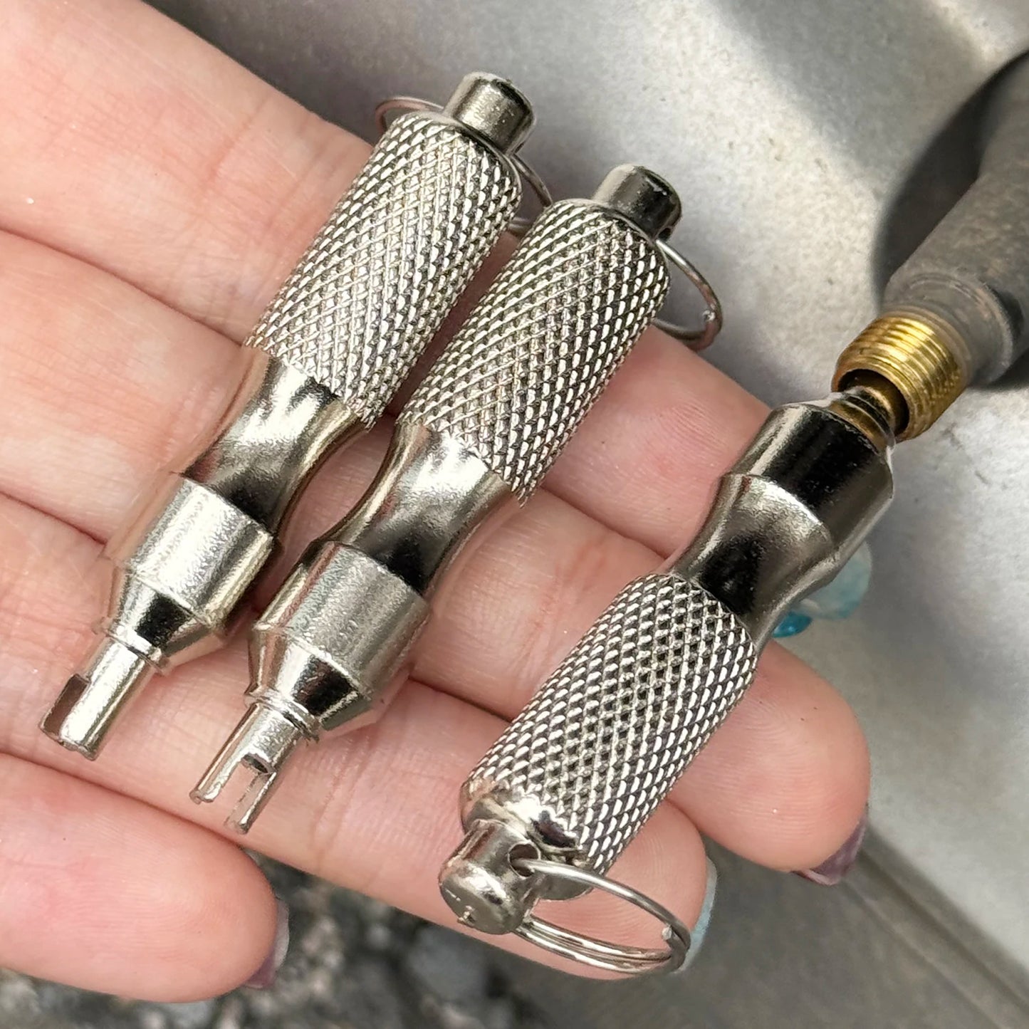 Universal Stainless Steel Tire Repair Screwdriver & Valve Wrench with Key Ring – Car & Motorcycle Tire Repair Tool