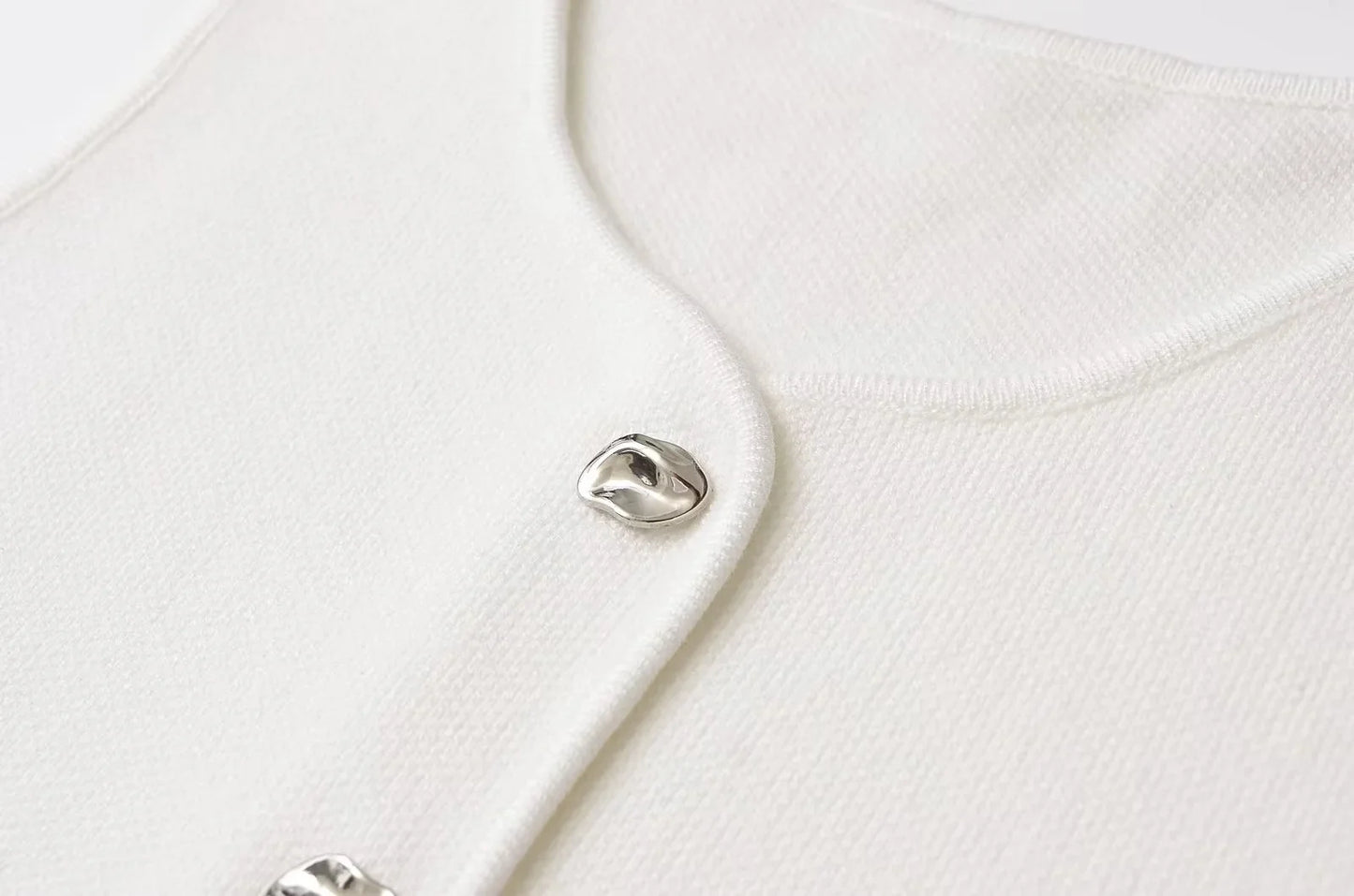 Fall 2025 Knit Vest for Women – Sleeveless Cropped Asymmetrical Slim Sweater Top – White Basic Slim Shirt