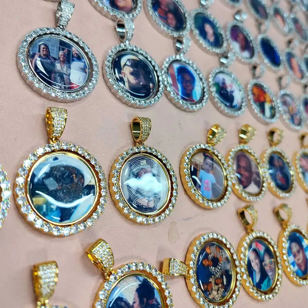 Customized Double-Side Photo Necklace – Personalized Picture Pendant with Cubic Zirconia, Hip Hop Jewelry Gift for Men & Women