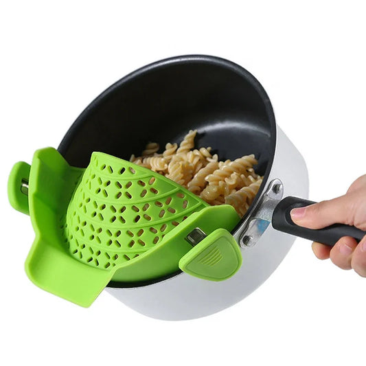 Universal Silicone Clip-on Pot Strainer – Your Anti-Spill Solution for Easy Pasta, Rice, and Fruit Straining in the Kitchen!
