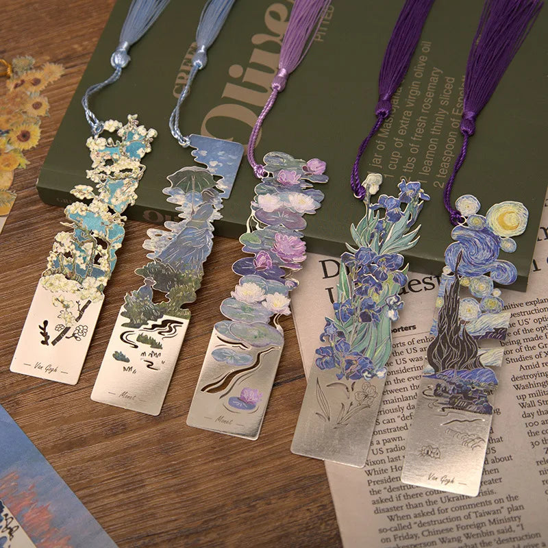 Aesthetic Floral Painting Metal Bookmark – Hollow Design Book Page Clip, Student Reading Mark & Stationery Gift Accessories