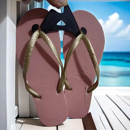 Summer 2025 Women’s Flip Flops – Fashionable Outdoor Beach Slippers for Travel