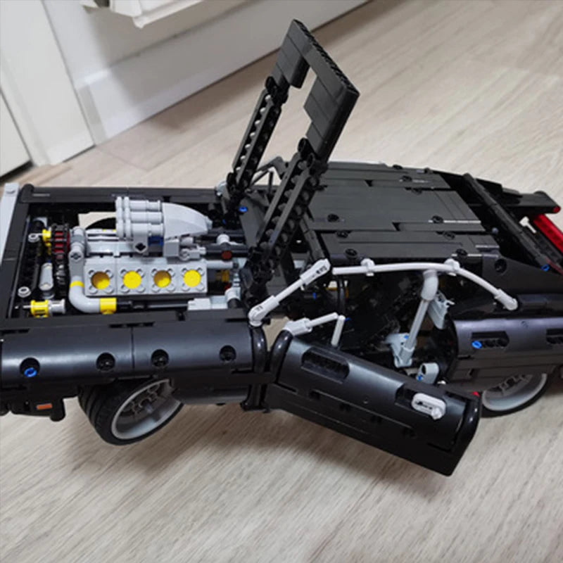 1077PCS Dodge Charger Racing Car Building Blocks – Fast and Furious Model, Assemble Bricks Toy for Kids, Boys & Adults Gifts