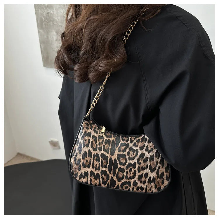 Vintage Style Women’s Square Handbag – Adjustable Strap Crossbody & Messenger Tote Shoulder Bag