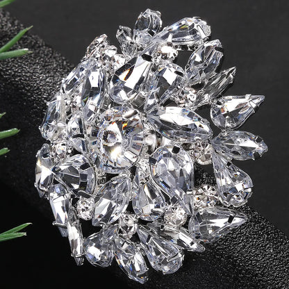 Fashion Round Clip Earrings – Geometric Bling Wedding Jewelry for Women, Rhinestone Clip-On Earrings, No Piercing Christmas Gift