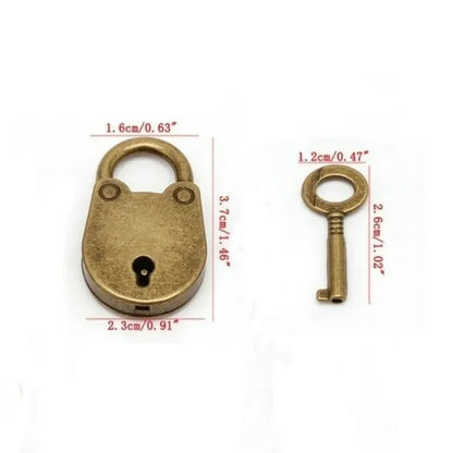 Mini Vintage Metal Lock and Key Padlock – Charming Retro Style Decorative Lock