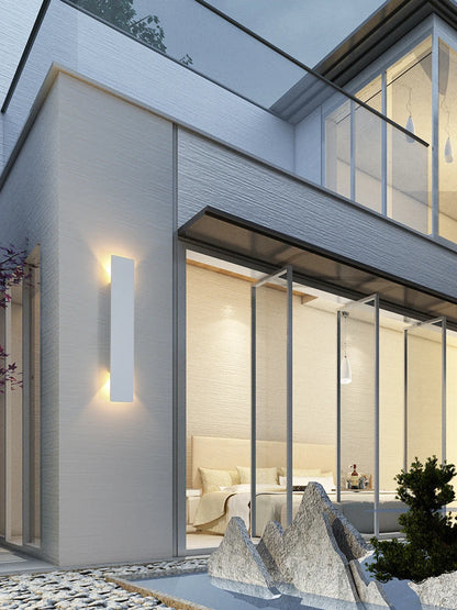 Outdoor Waterproof Wall Lamp – Modern LED Up/Down Light, Black & White Aluminum, IP65, 110V-220V Fixtures