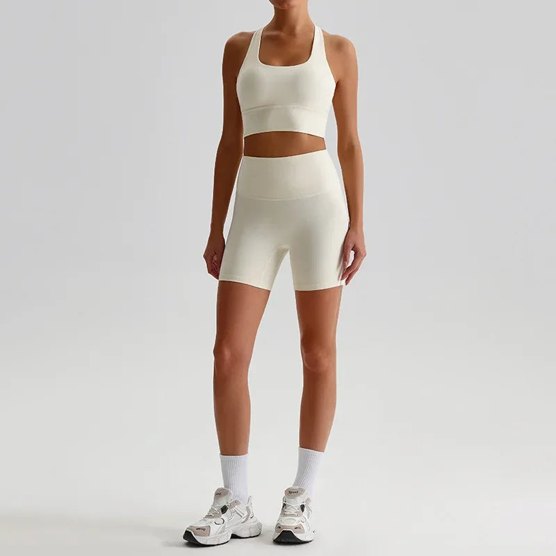 Women's Seamless Yoga Set — Quick-Dry Backless Bra & Booty-Lifting Shorts for Running, Gym & Fitness Workouts