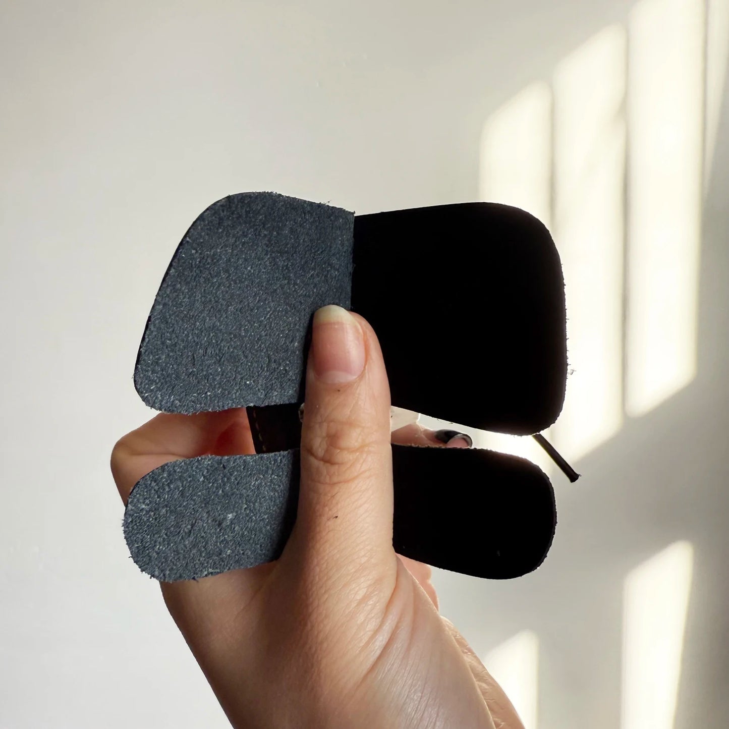 Archery Cowhide Leather Finger Tab – Protective Gear for Recurve Bow