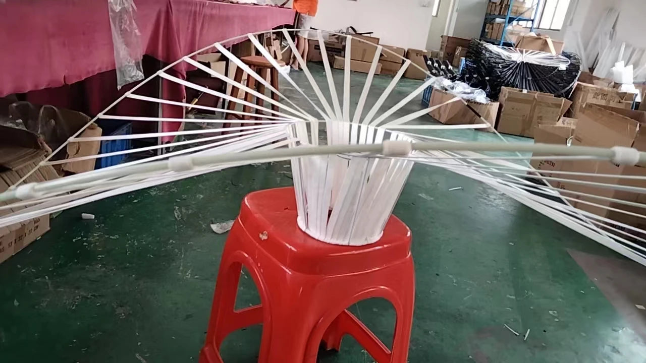 Italian Cross-Border Nordic Straw Hat Fabric Lamp — Modern Designer Art Lamp for Restaurant & Living Bedroom