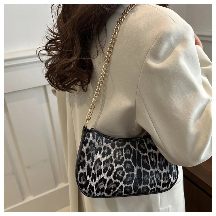 Vintage Style Women’s Square Handbag – Adjustable Strap Crossbody & Messenger Tote Shoulder Bag