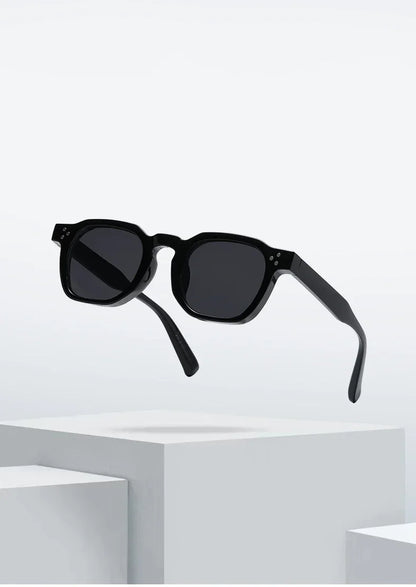 JNPCXI Vintage Rivet Oval Sunglasses – Fashion Leopard Frame Luxury Eyewear for Men & Women, Anti Blue Light Glasses