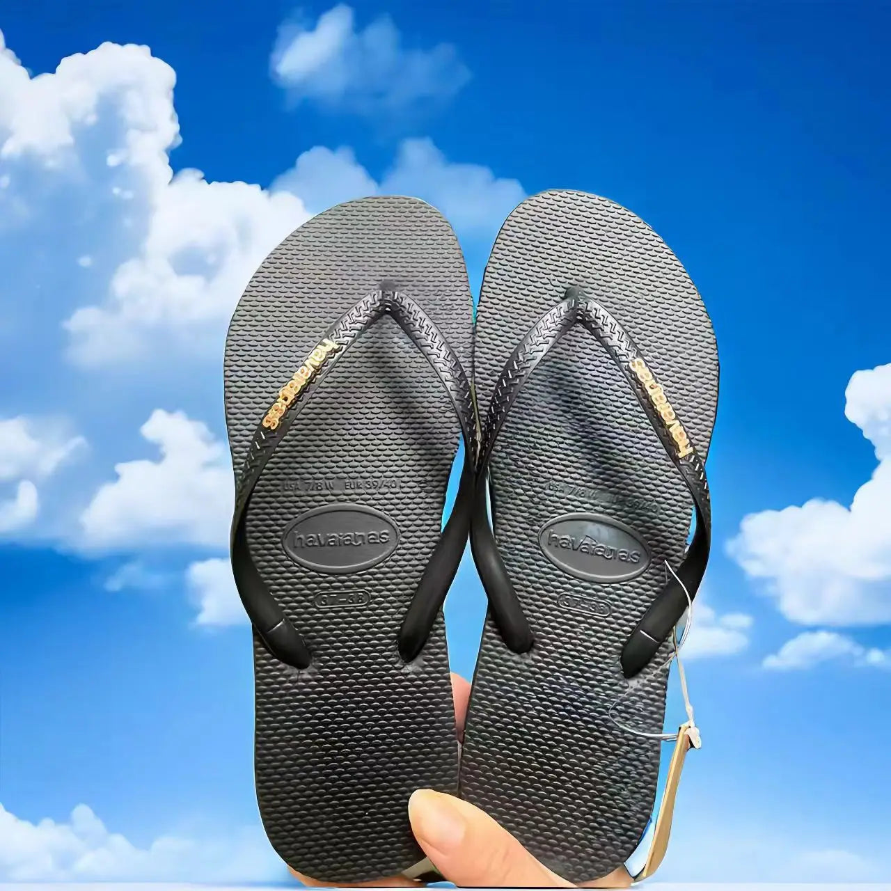Summer 2025 Women’s Flip Flops – Fashionable Outdoor Beach Slippers for Travel