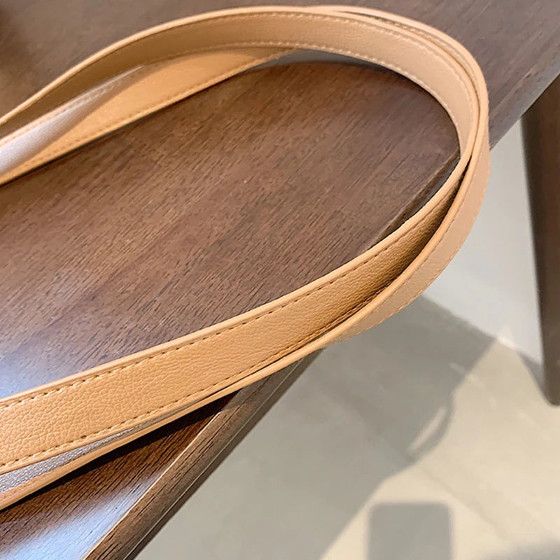 Handmade Woven Straw Beach Bag – Large Capacity Women’s Raffia Shoulder Tote for Summer Travel