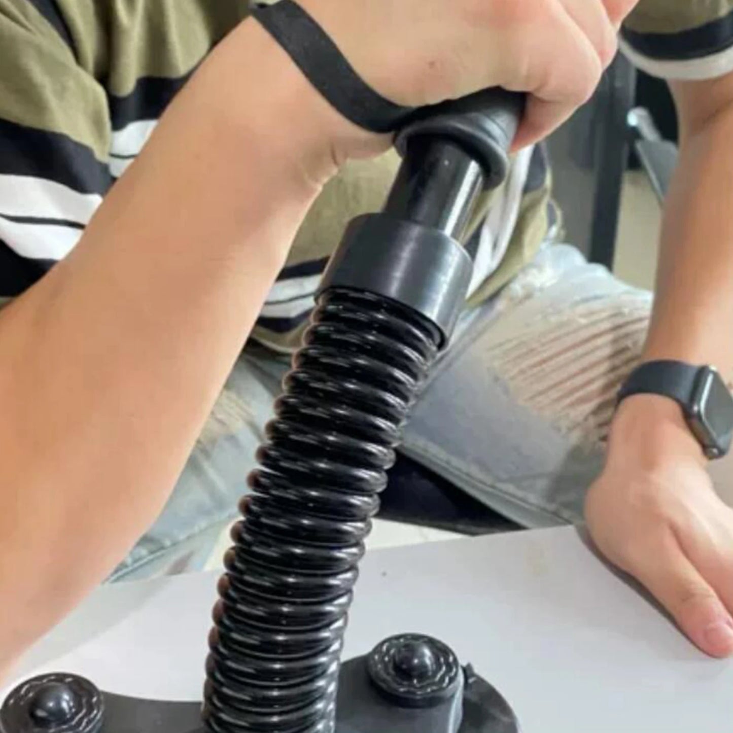 Arm Wrestling Trainer — 4 Suction Cup Heavy-Duty Forearm & Wrist Muscle Developer for Strength Training