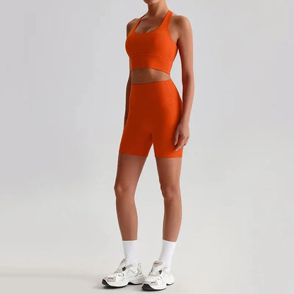 Women's Seamless Yoga Set — Quick-Dry Backless Bra & Booty-Lifting Shorts for Running, Gym & Fitness Workouts