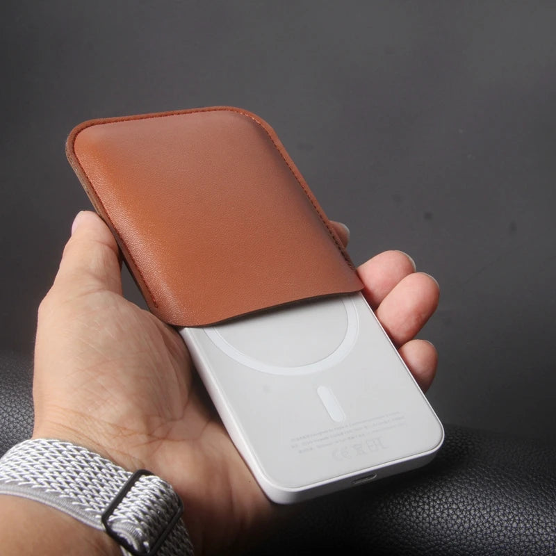Leather Power Bank Cover Pouch: Protective Case for iPhone 13 Magsafe External Battery