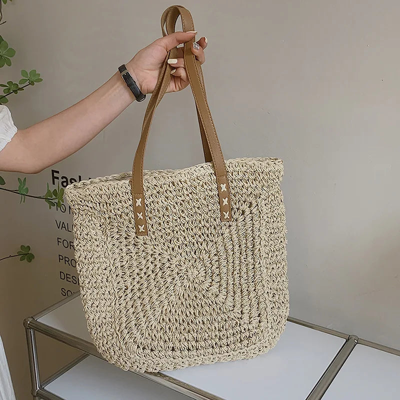 Handmade Woven Straw Beach Bag – Large Capacity Women’s Raffia Shoulder Tote for Summer Travel