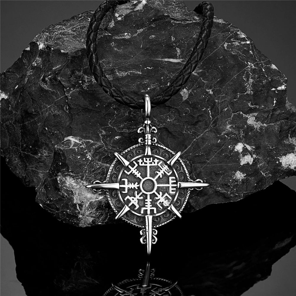 Retro Gold Viking Compass Necklace – Antique Stainless Steel Norse Rune Vegvisir Amulet Pendant for Men