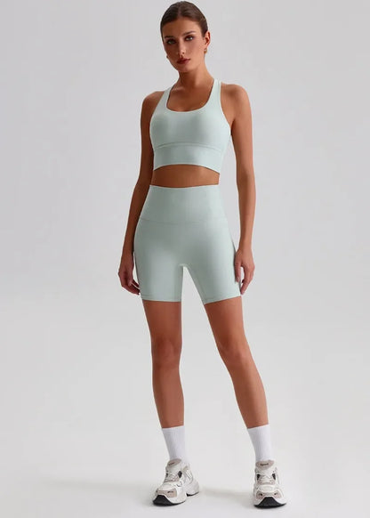 Women's Seamless Yoga Set — Quick-Dry Backless Bra & Booty-Lifting Shorts for Running, Gym & Fitness Workouts