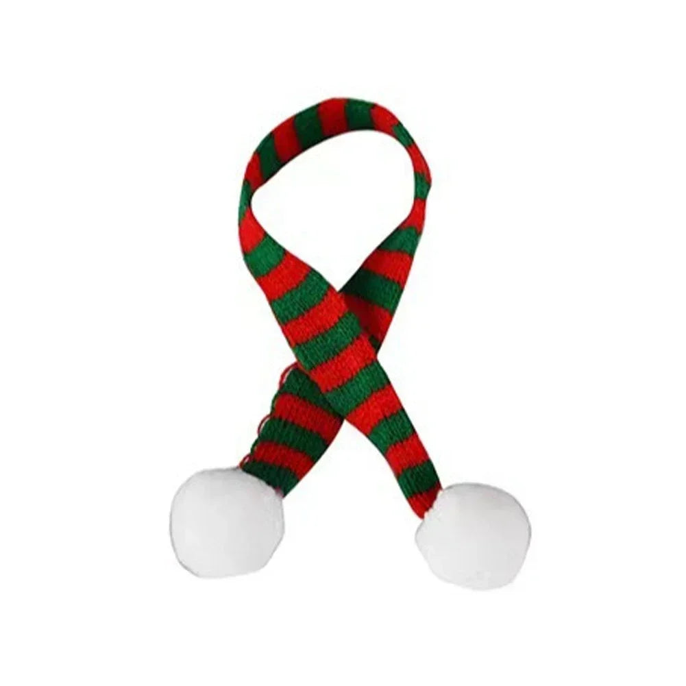 Labubu 1st & 2nd Generation Antique Hanfu Outfit Clothes with Vinyl Pendant for New Year's & Spring Festival