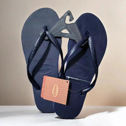 Summer 2025 Women’s Flip Flops – Fashionable Outdoor Beach Slippers for Travel