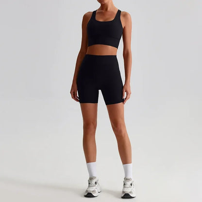 Women's Seamless Yoga Set — Quick-Dry Backless Bra & Booty-Lifting Shorts for Running, Gym & Fitness Workouts