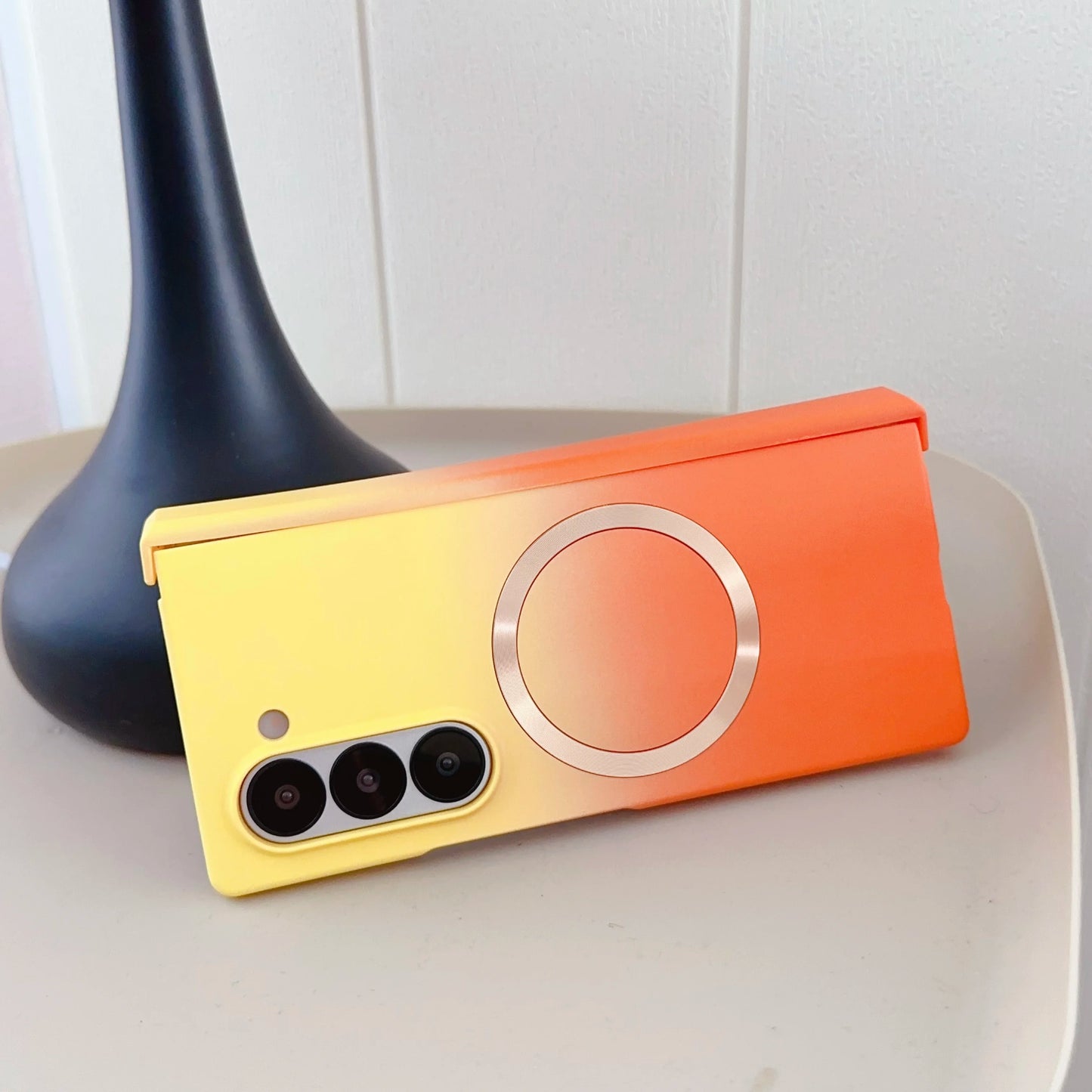 Magnetic Magsafe Wireless Charging Case — Gradient Liquid Silicone Bumper for Samsung Galaxy Z Fold 3-7