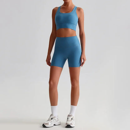 Women's Seamless Yoga Set — Quick-Dry Backless Bra & Booty-Lifting Shorts for Running, Gym & Fitness Workouts