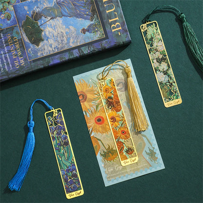 Chinese Style Metal Sunflower Hollow Bookmark: Creative Painted Book Holder with Tassel Pendant - Kids' Stationery for School & Office Supplies