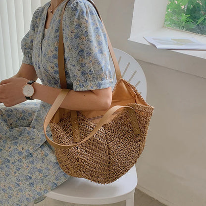 Handmade Woven Straw Beach Bag – Large Capacity Women’s Raffia Shoulder Tote for Summer Travel