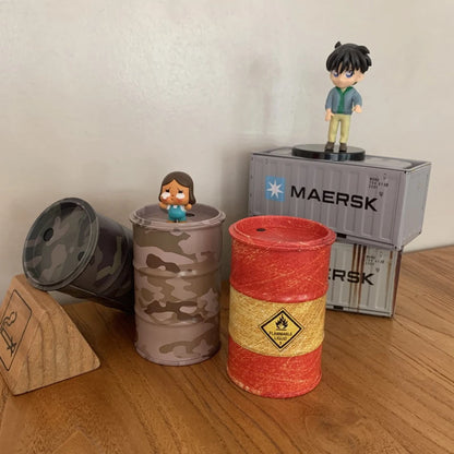 Iron Mini Oil Drum Model – Chemistry Car Desktop Decoration & Storage Box War Games Scene Toy for Boys