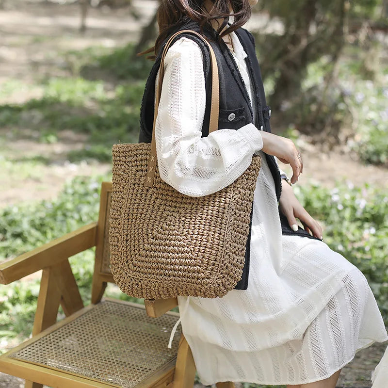 Handmade Woven Straw Beach Bag – Large Capacity Women’s Raffia Shoulder Tote for Summer Travel
