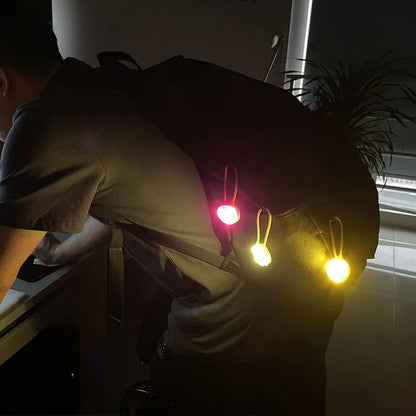 Silicone Backpack Mini Bicycle Light: Popular Rear LED Taillight for Night Riding - Enhance Cycling Safety!