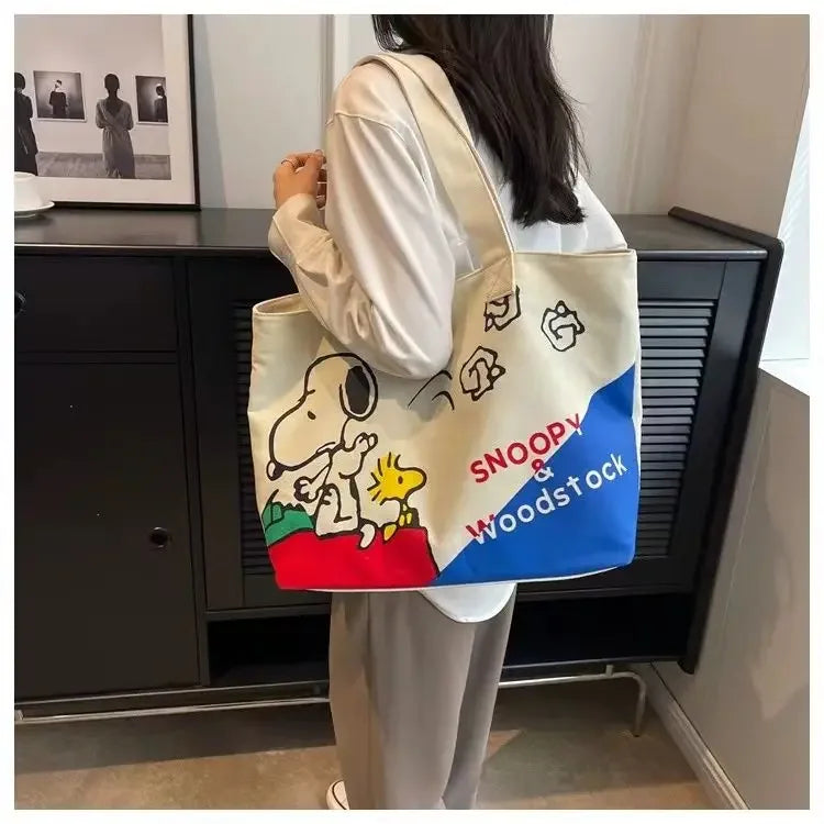 Snoopy Girl Cartoon Canvas Bag – Cute, Lightweight, Large Capacity Shoulder Bag for Travel & Casual Use