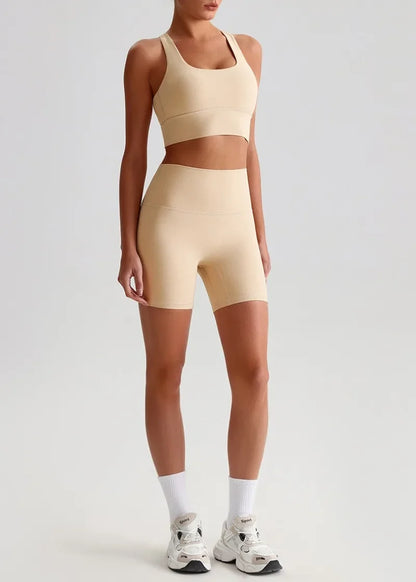 Women's Seamless Yoga Set — Quick-Dry Backless Bra & Booty-Lifting Shorts for Running, Gym & Fitness Workouts